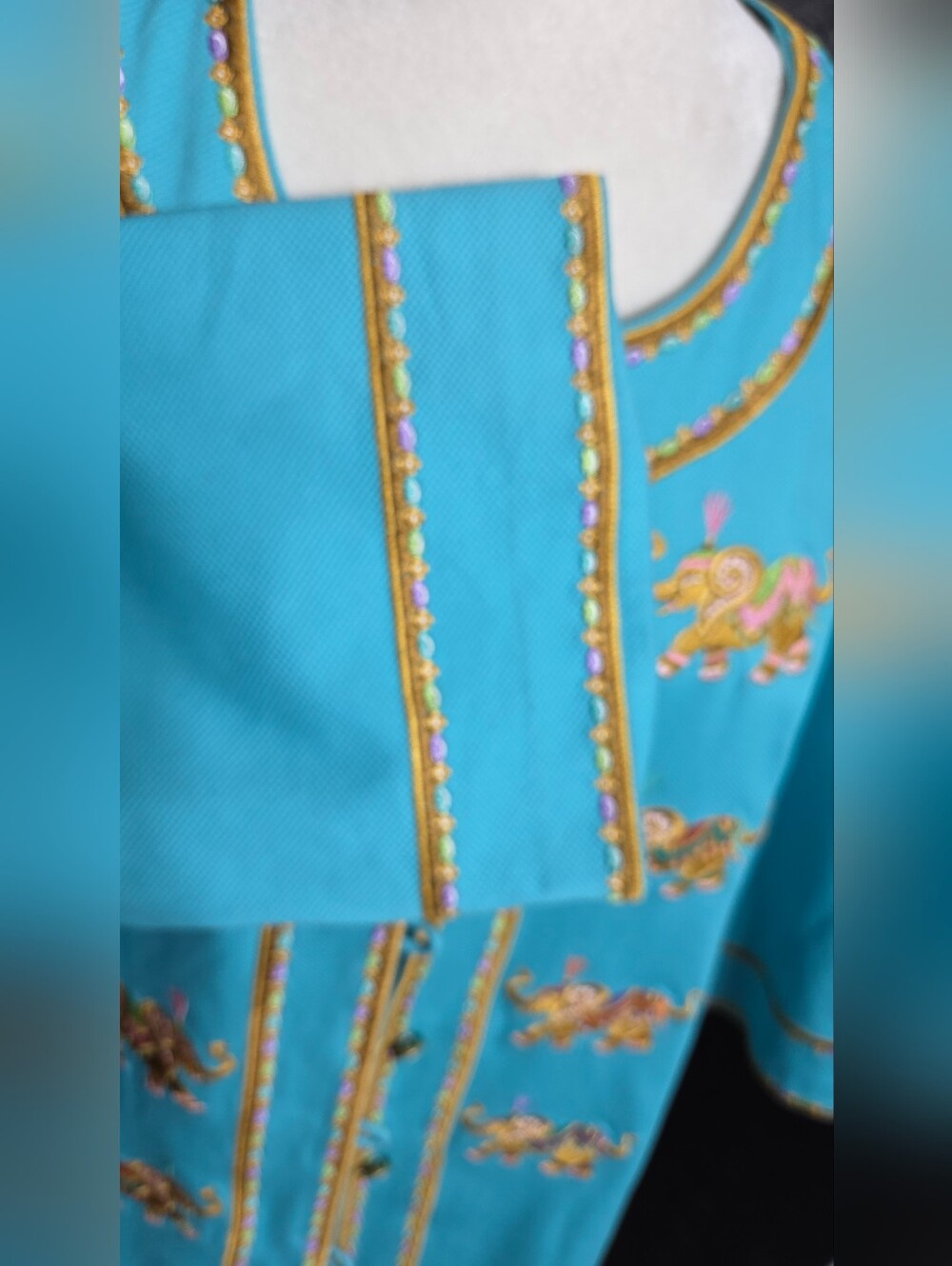 Vintage Bob Mackie Wearable Art Turquoise Elephant Embroidered Jacket - Picture 11 of 16